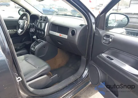 2014 Jeep Compass Limited из США, поврежденный, VIN 1C4NJCCB0ED603726